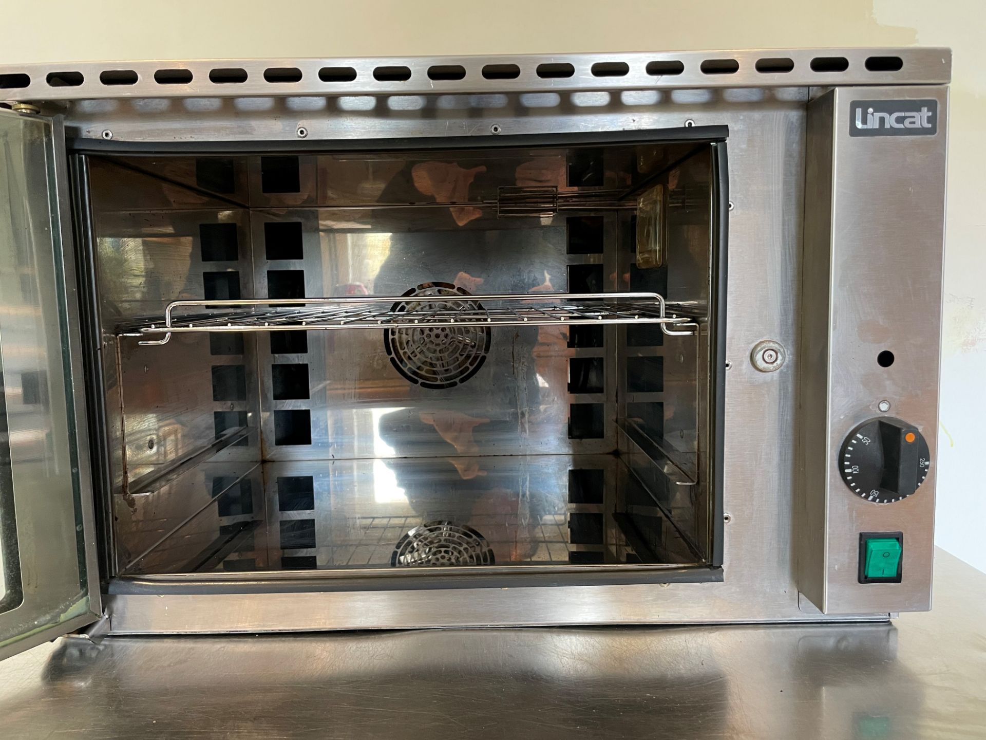 Lincat Convection Oven LCO. Whether you're cooking small portions or simply reheating a dish, the - Bild 5 aus 9