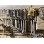 Lot of assorted wall-mounted tooling