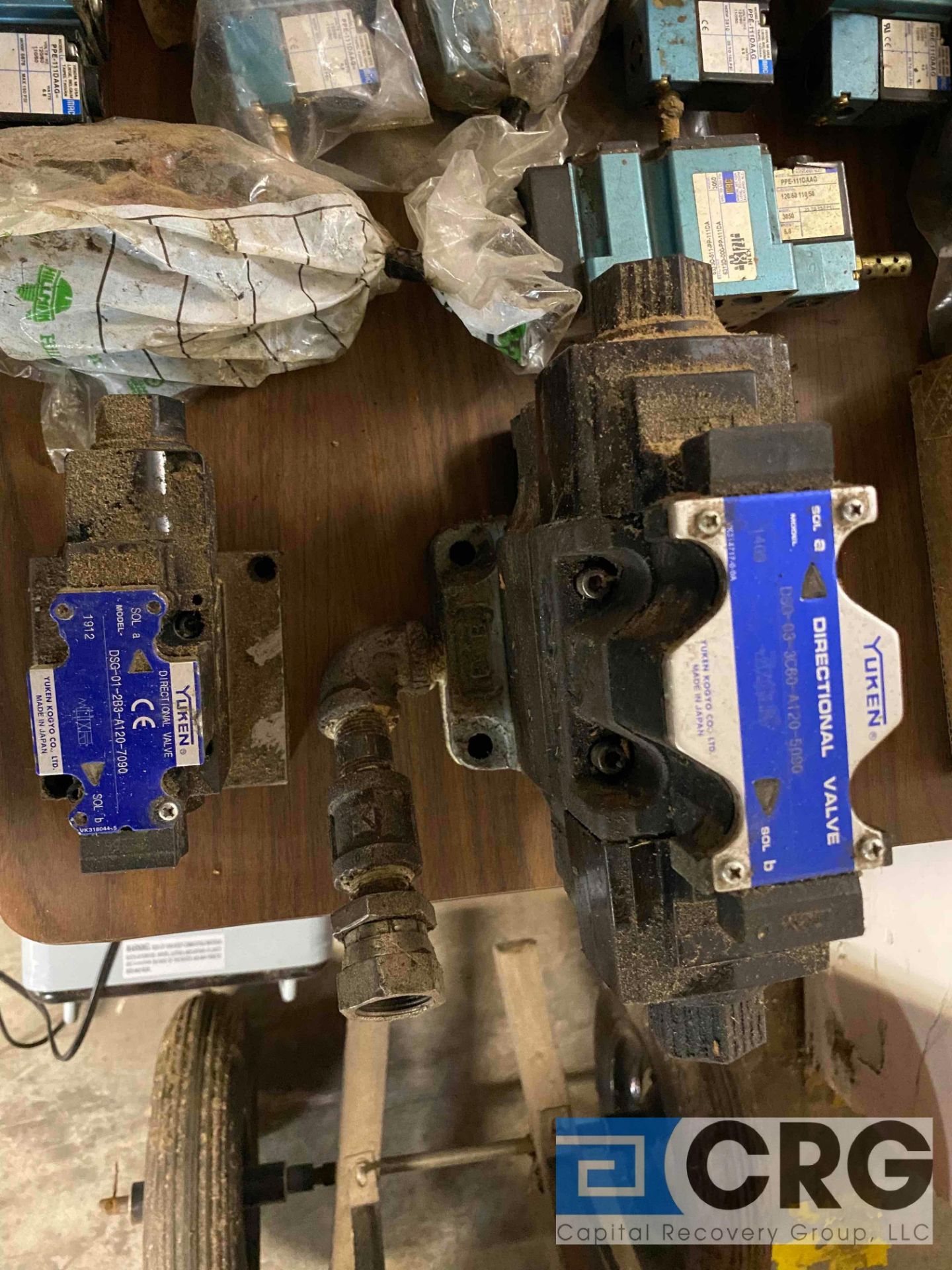 lot of assorted Solenoid flow control and related valves - Image 3 of 6