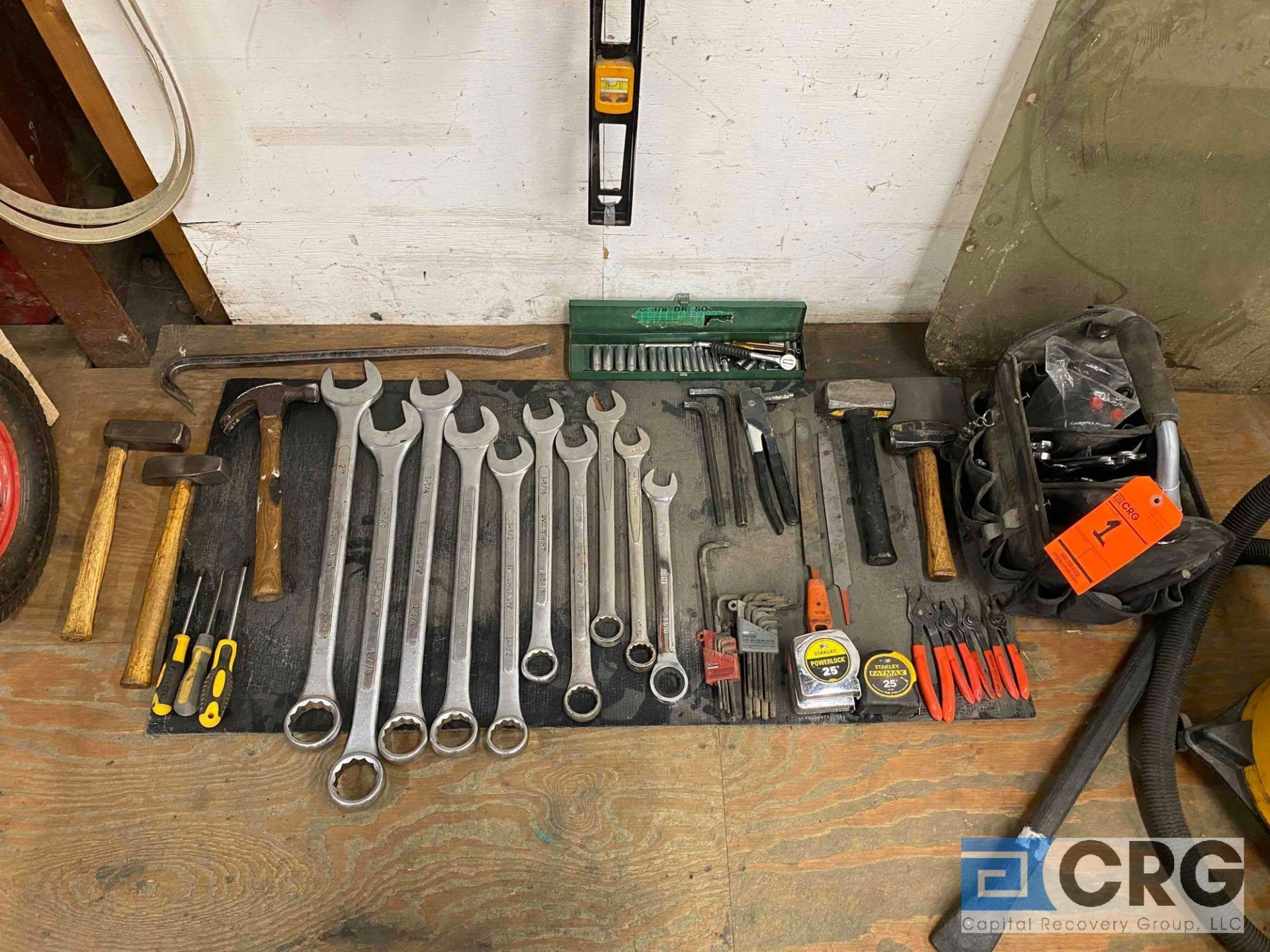 Lot of assorted hand tools, including wrenches, tapes, cutters, hammers, levels, screwdrivers, - Image 3 of 3