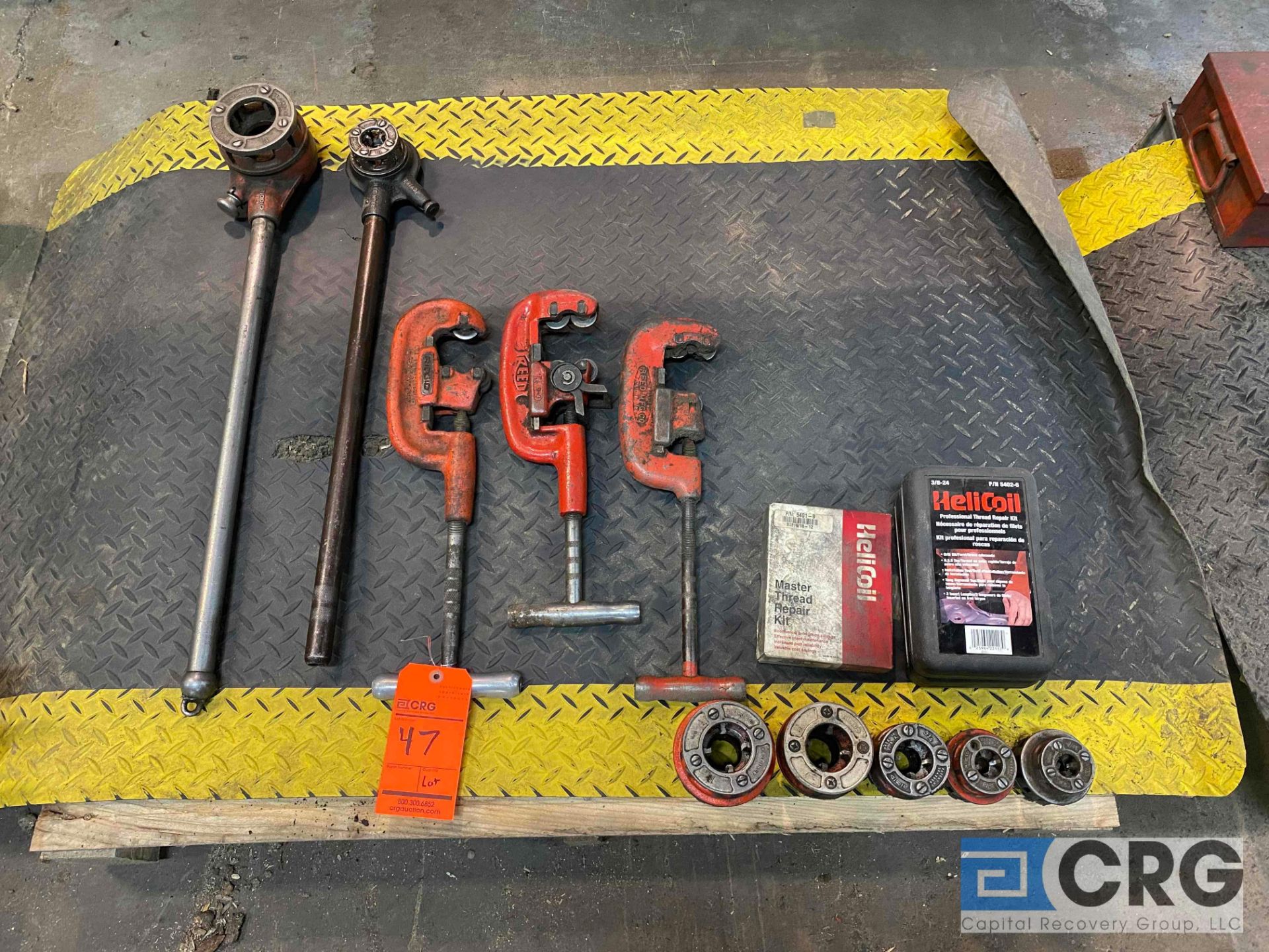 Lot of pipe threading and cutting equipment
