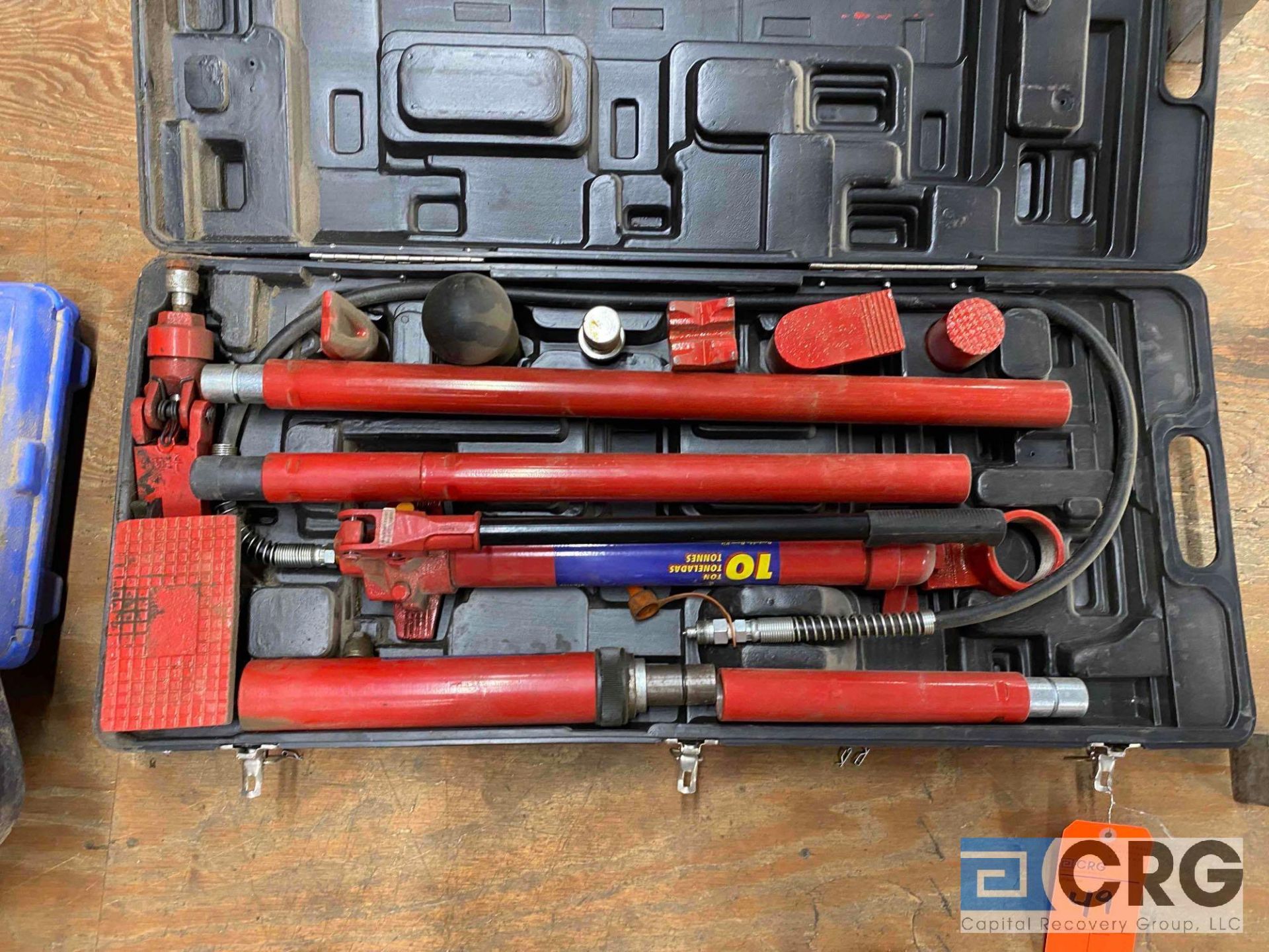 Lot of hydraulic equipment, including Oilair 0 To 3000psi Accumulator Charging Kit, Lincoln - Image 9 of 10