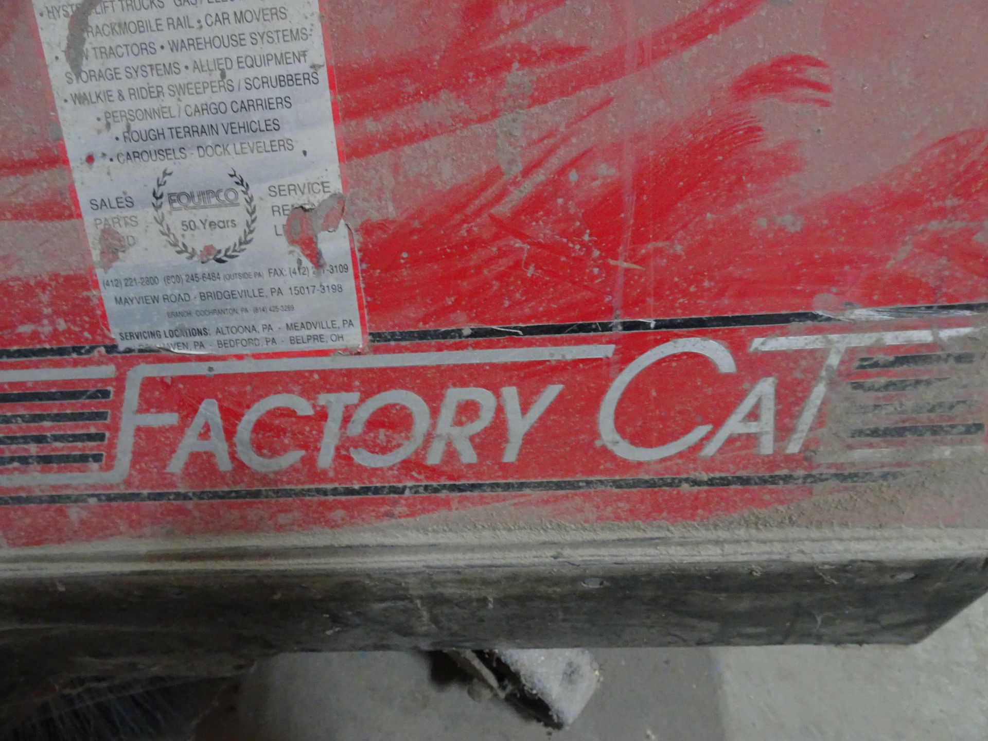 Factory Cat Model 34 Floor Scrubber - Image 2 of 3