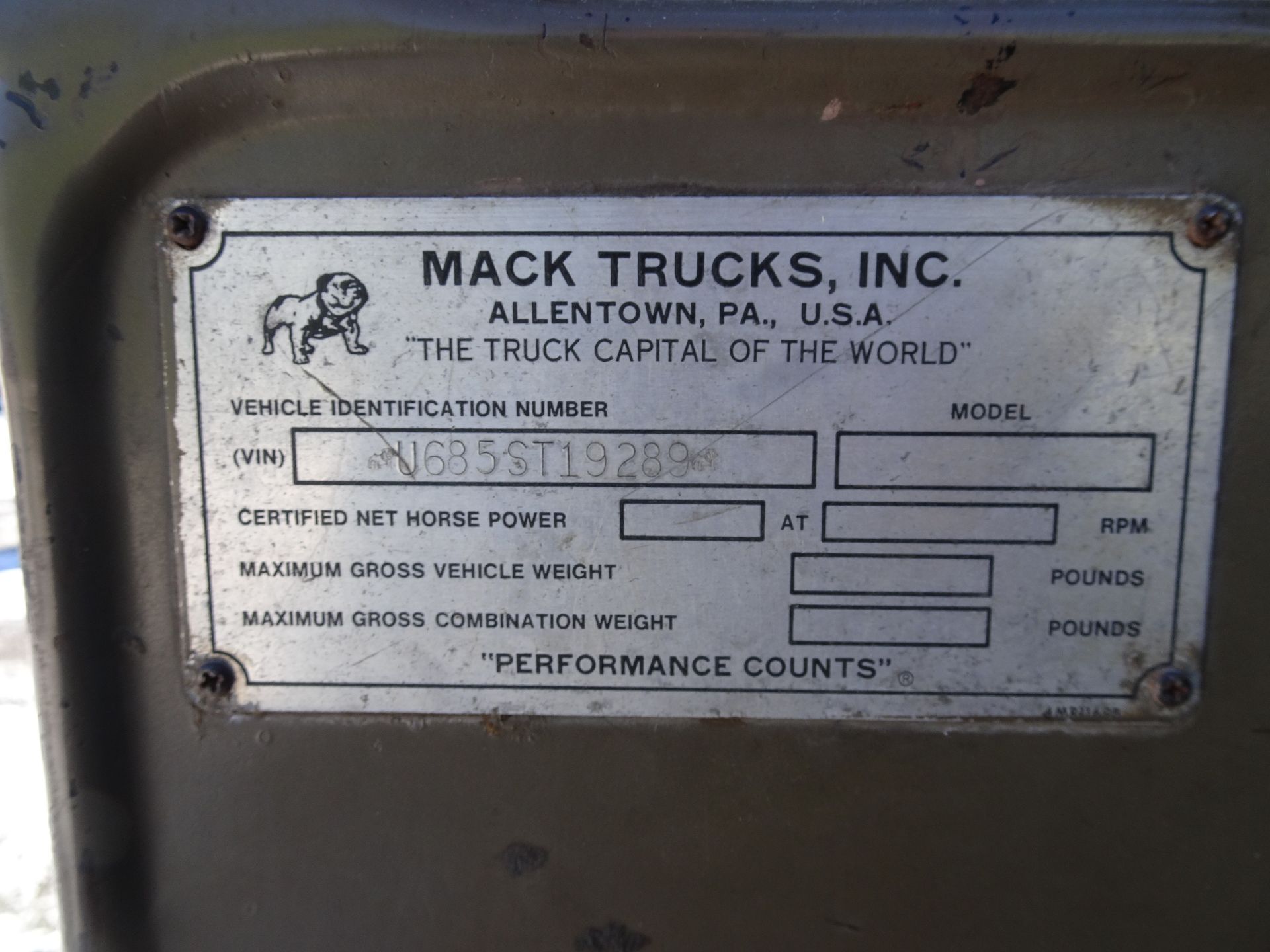 Mack Truck Cab - Image 2 of 4