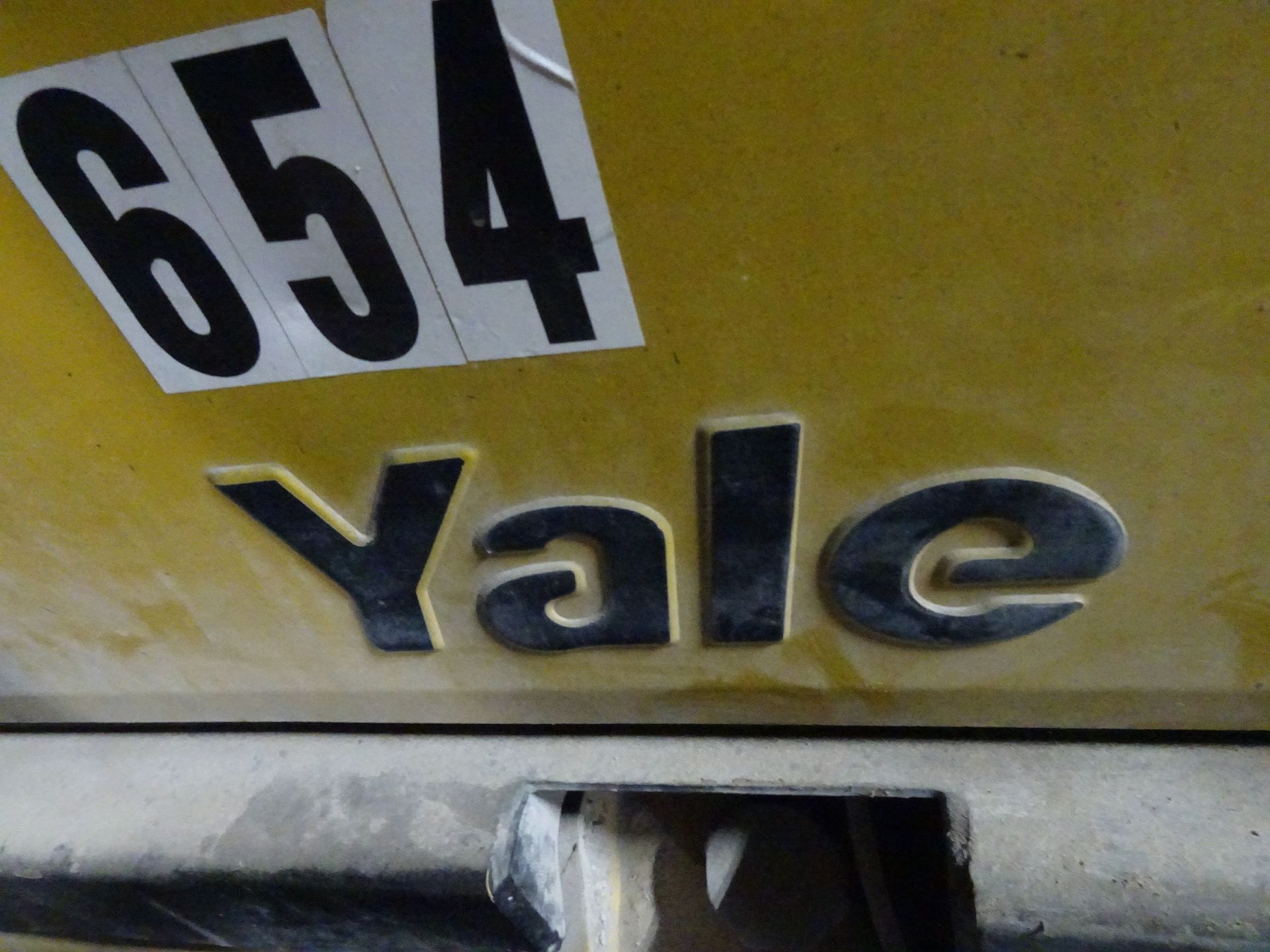 Yale 8,000 lb Capacity LP Forklift - Image 3 of 4