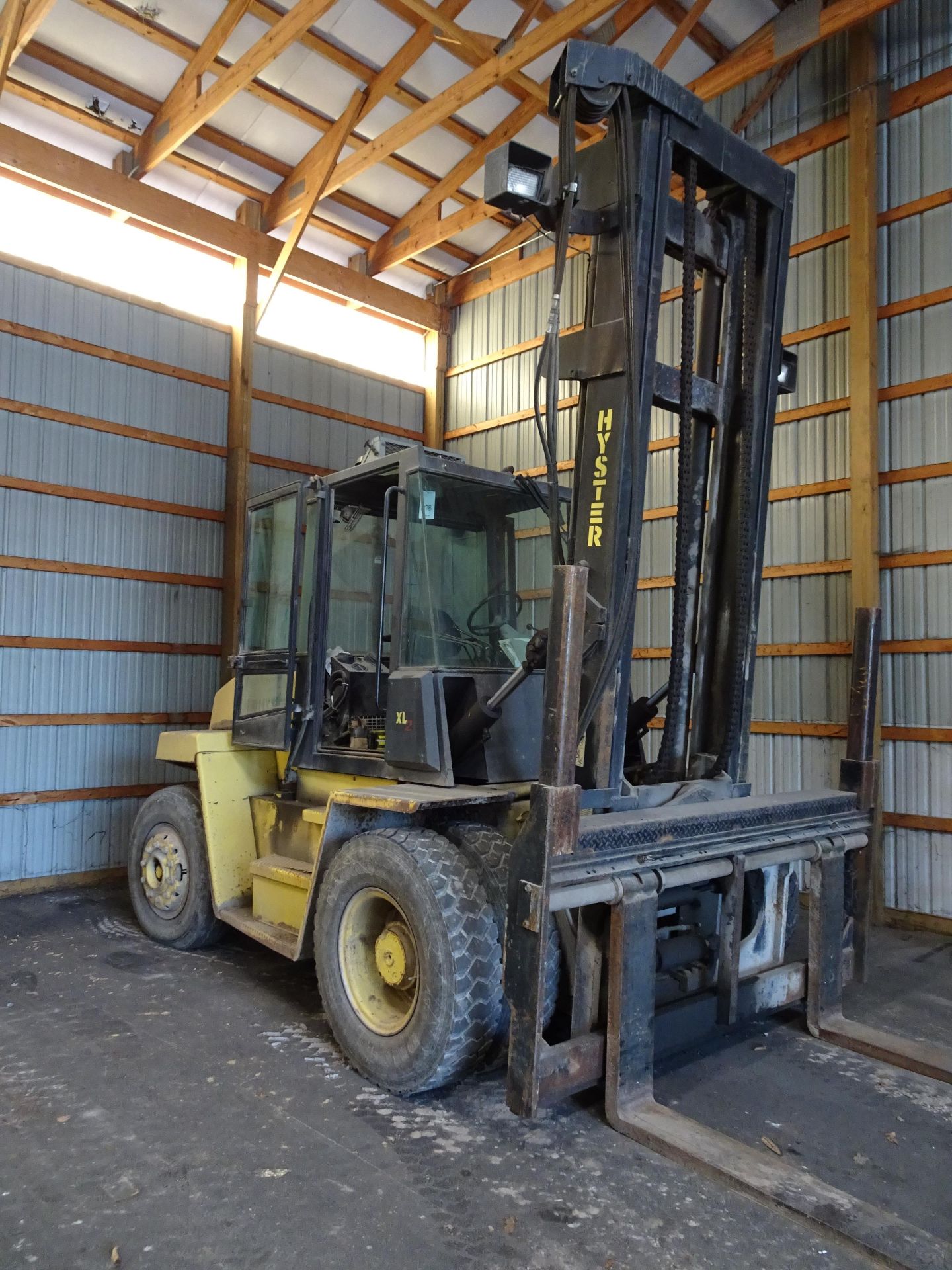 Hyster M17,600 lb Capacity Diesel Forklift