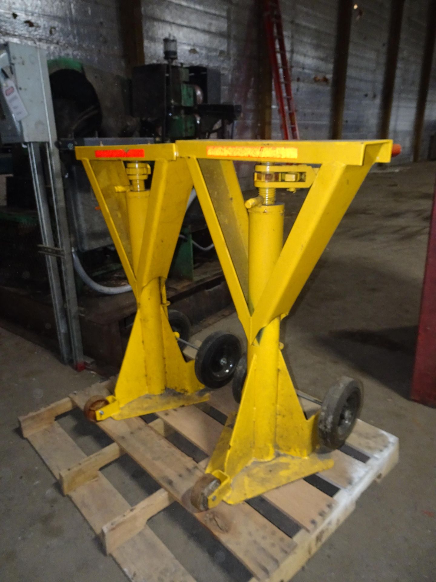 Lot: (2) Trailer Jackstands - Bild 2 aus 2