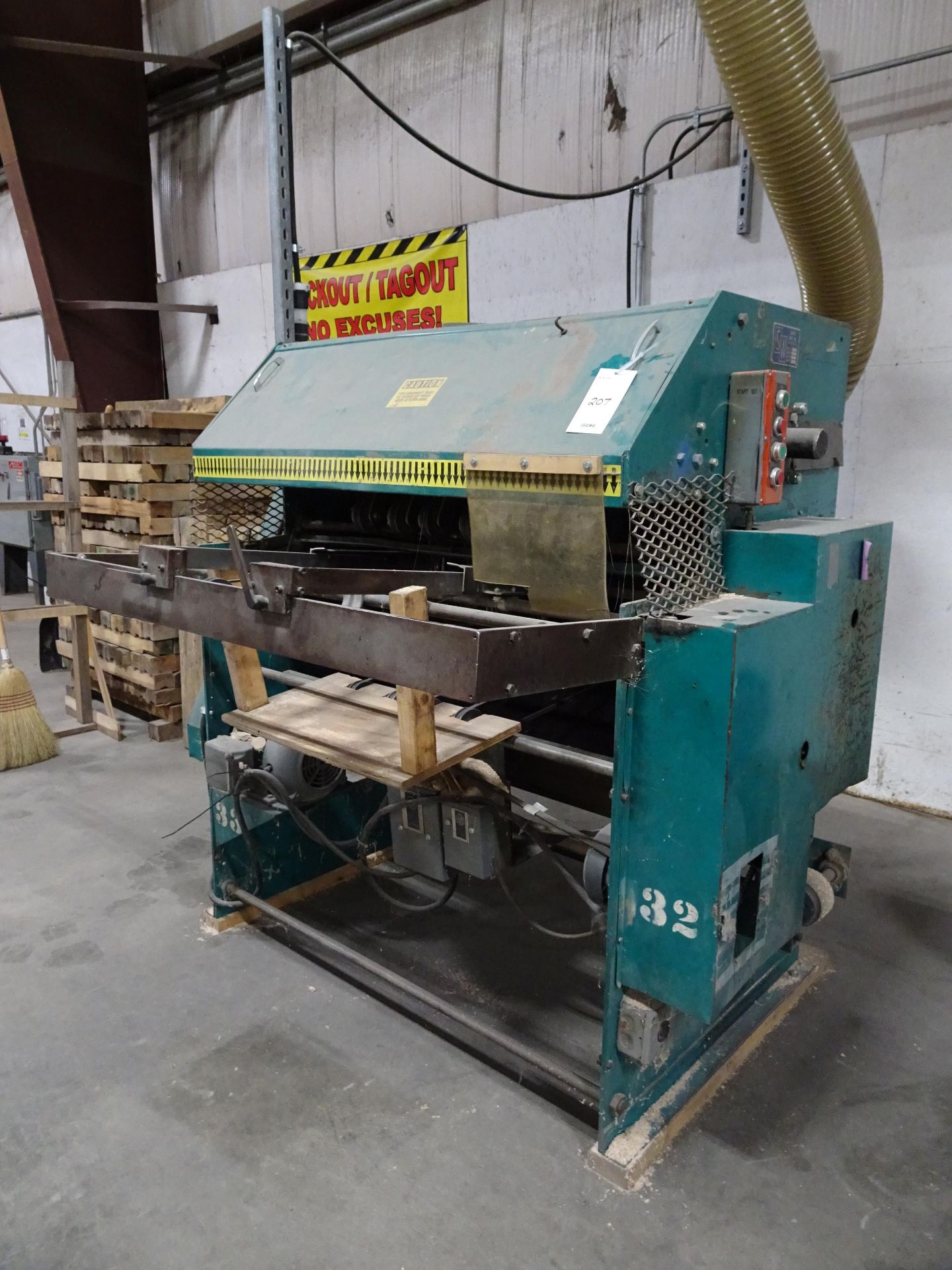 Seavey Witt Trim Saw