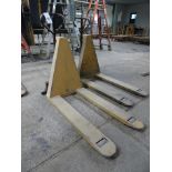 Liftrite 3000 lb Capacity Pallet Jack