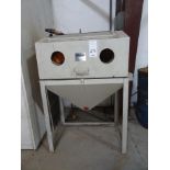 Cyclone Sand Blast Cabinet