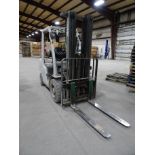 Unicarriers Model MUG1F2A30LV 5200 lb Capacity LP Forklift