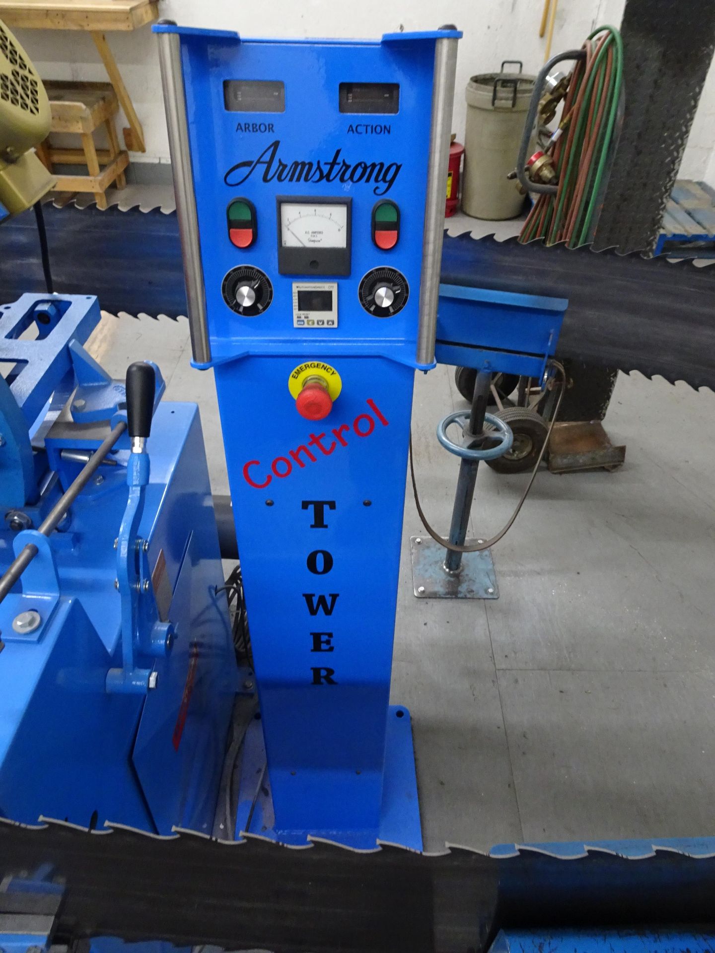 Armstrong Automatic PLC Controlled Band Saw Grinder - Bild 2 aus 7