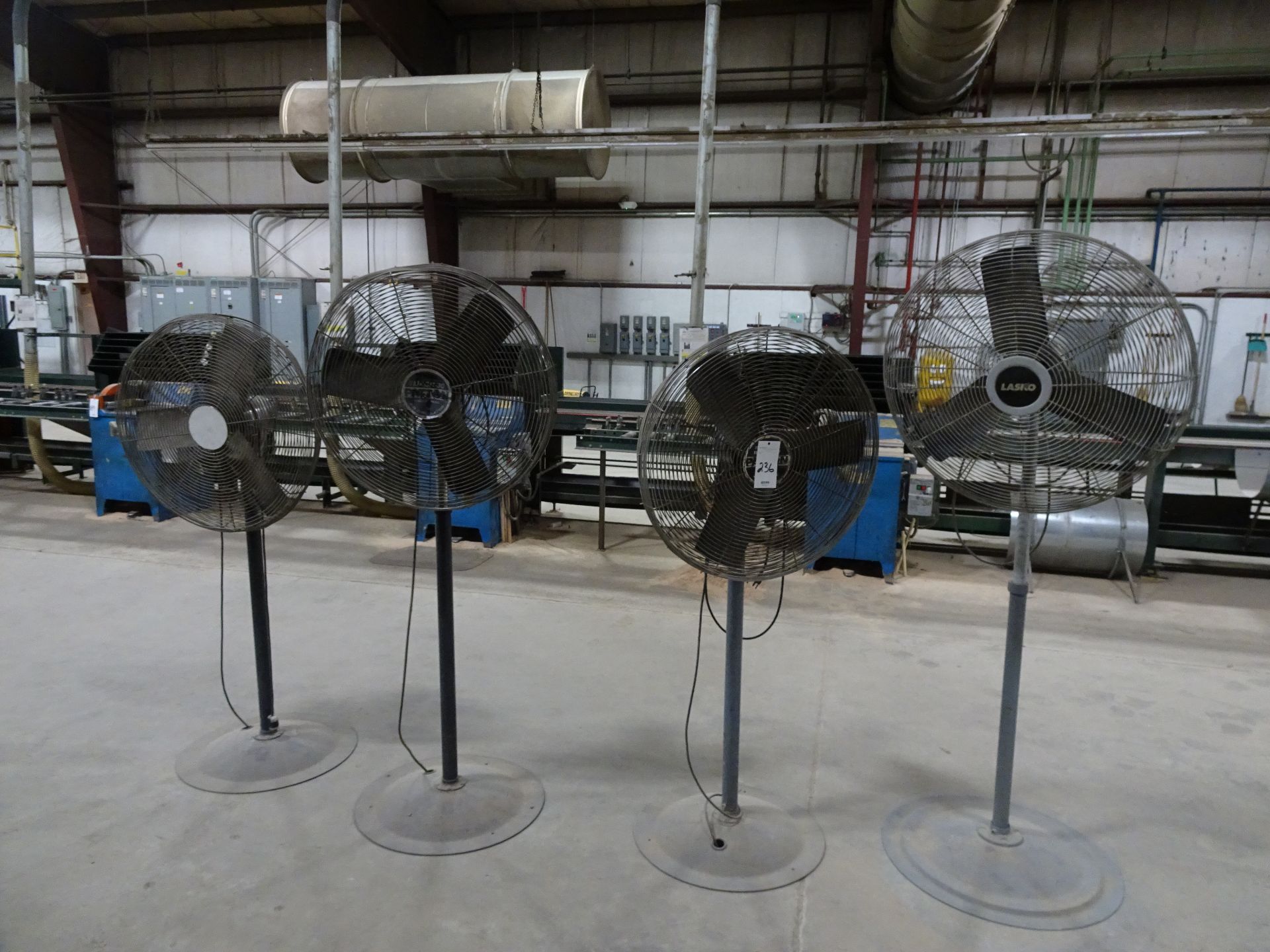 Lot: (4) Pedestal Fans