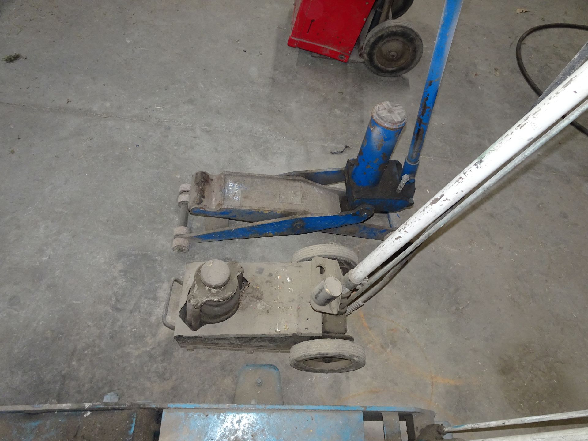 Lot: (3) Assorted Floor Jacks - Image 3 of 3