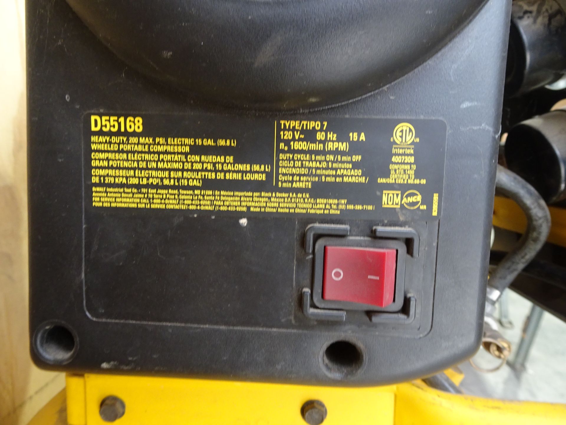 DeWalt Portable Compressor - Image 4 of 4