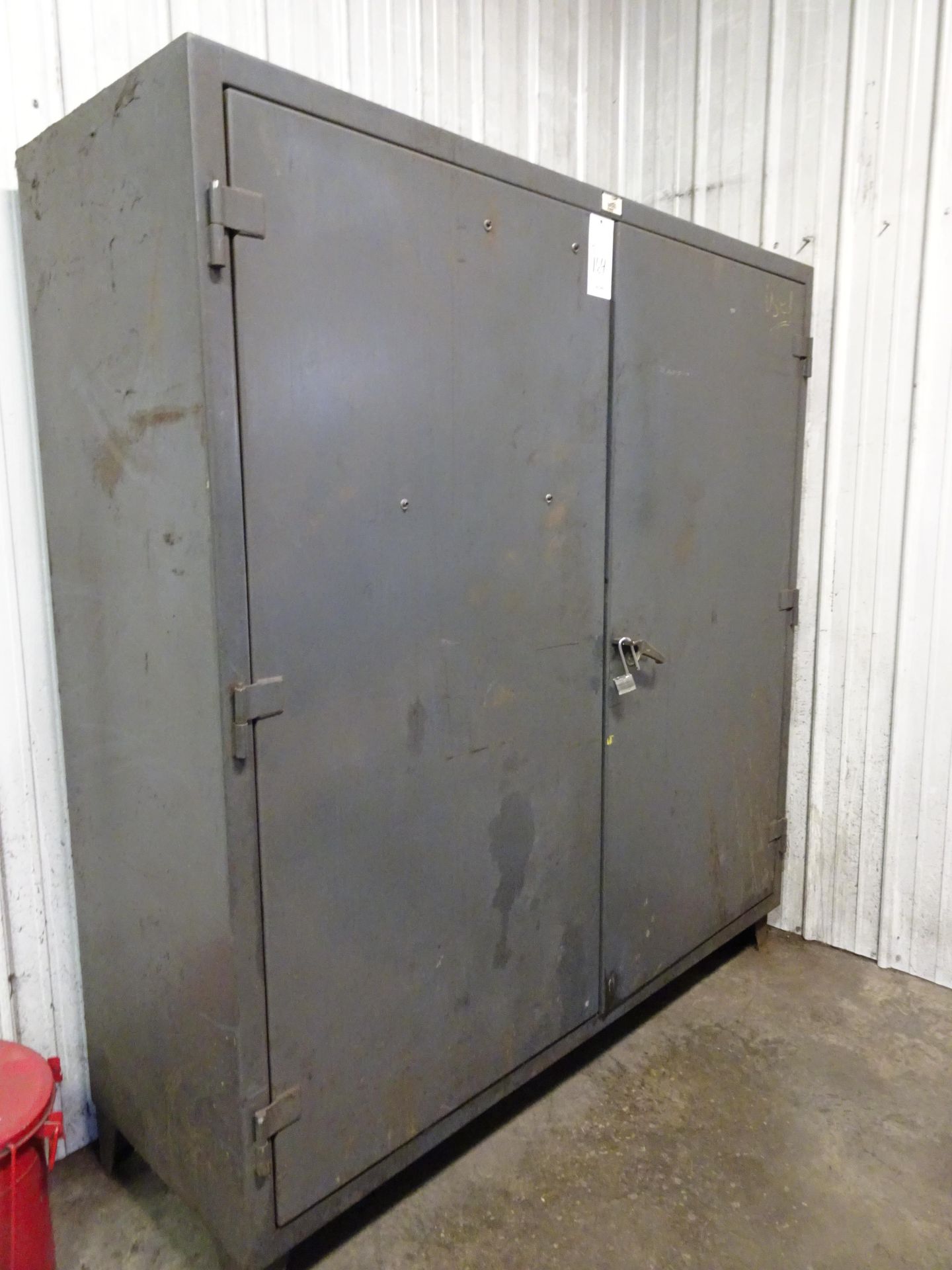 Lot: Stronghold Cabinet with Tools