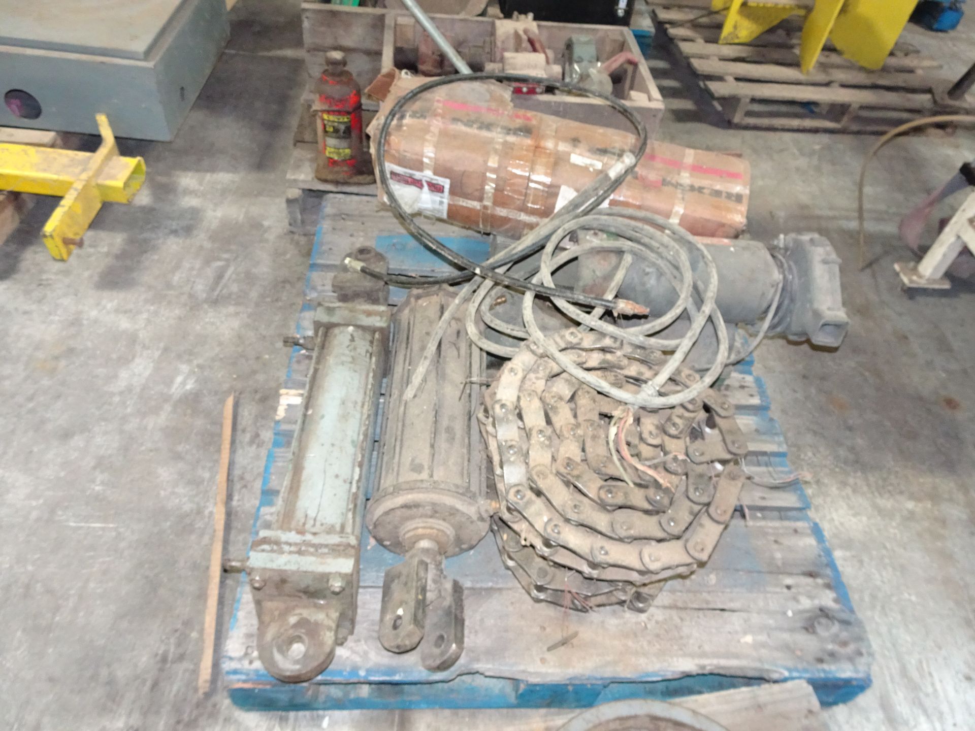 Lot: (10) Pallets of Assorted Machine Parts - Image 9 of 14