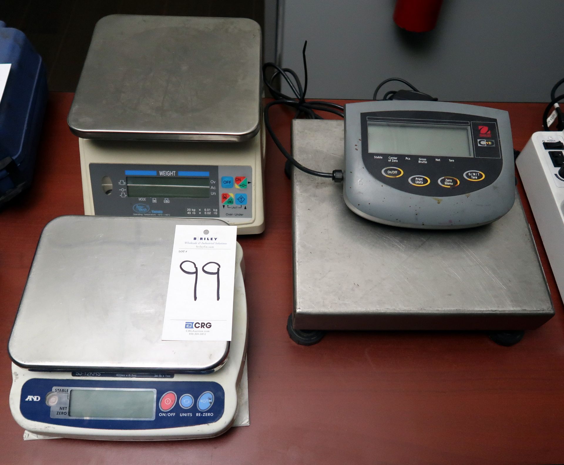 (3) digital scales