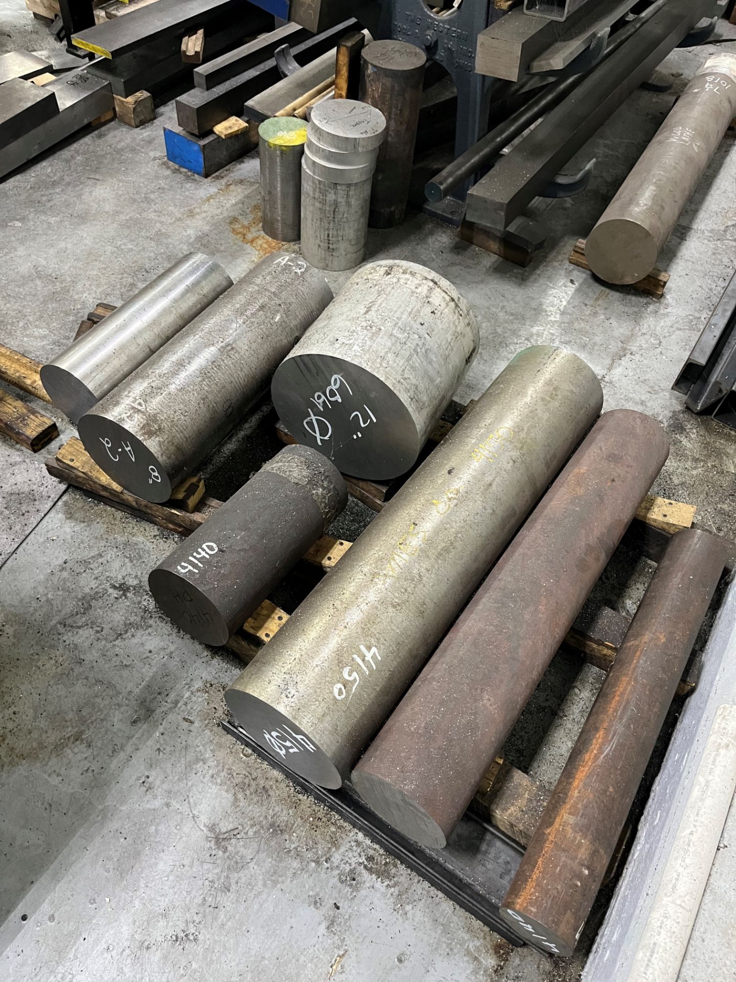 Material rack and metals inventory - Image 4 of 4