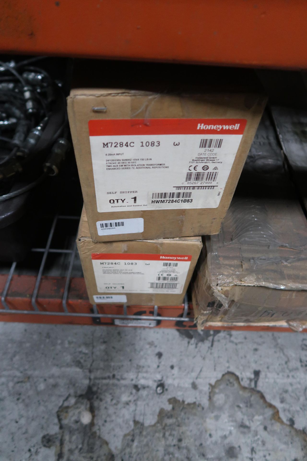 Contents of pallet racking-Assorted Spare Parts - Image 11 of 14