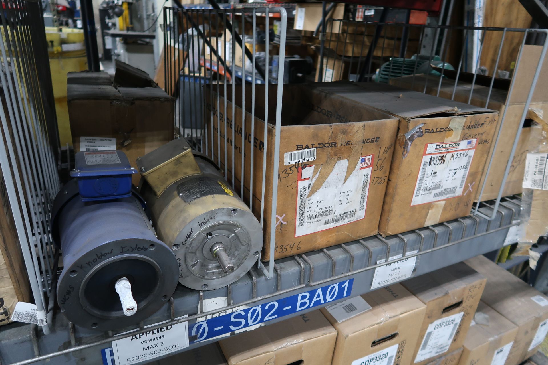 Contents of pallet racking; large assortment of electric motors - Image 9 of 11