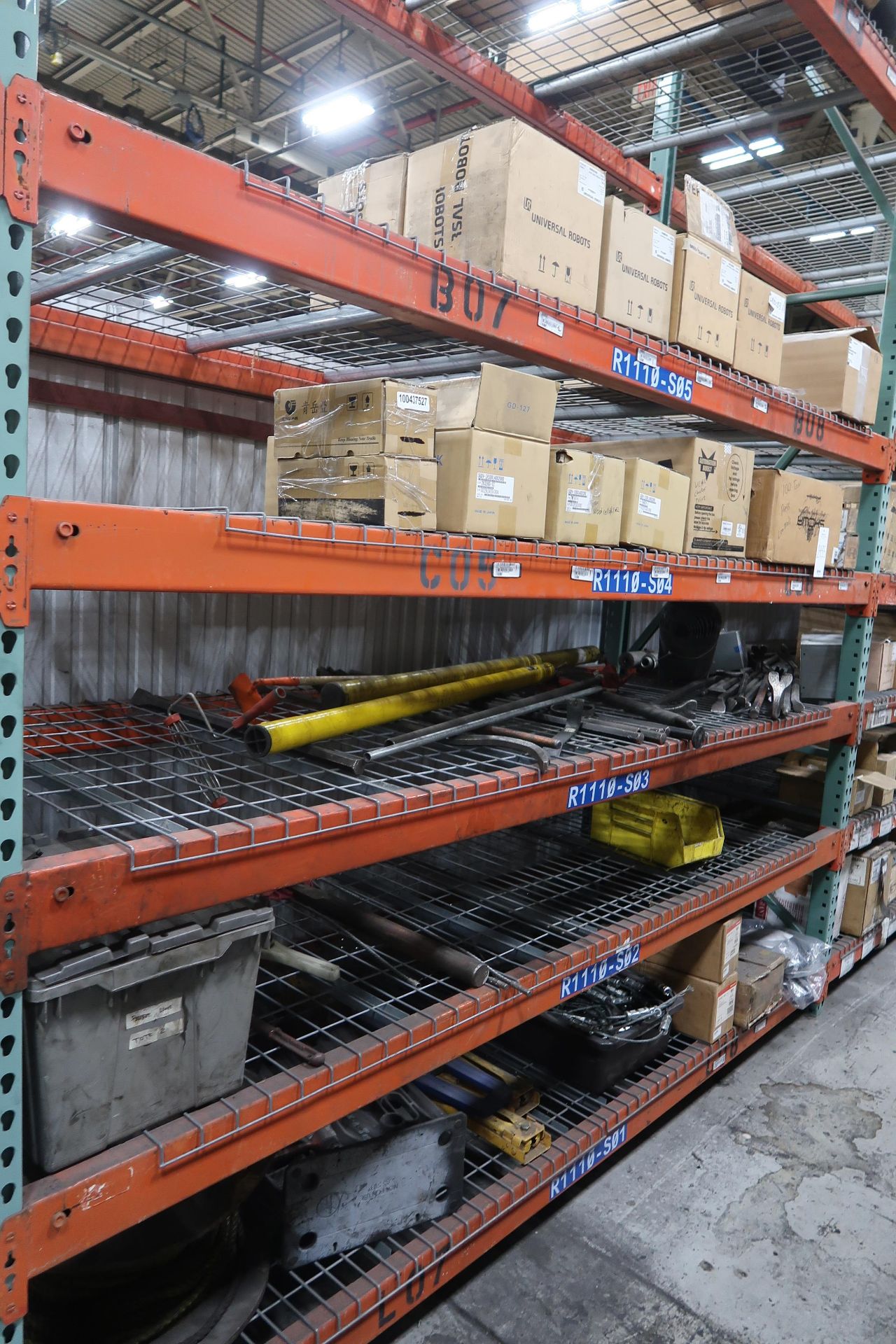 Contents of pallet racking-Assorted Spare Parts