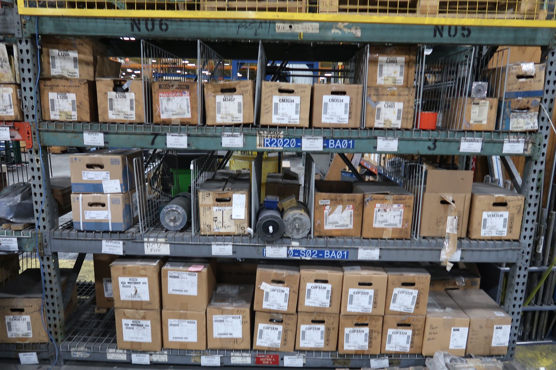 Contents of pallet racking; large assortment of electric motors - Image 2 of 11