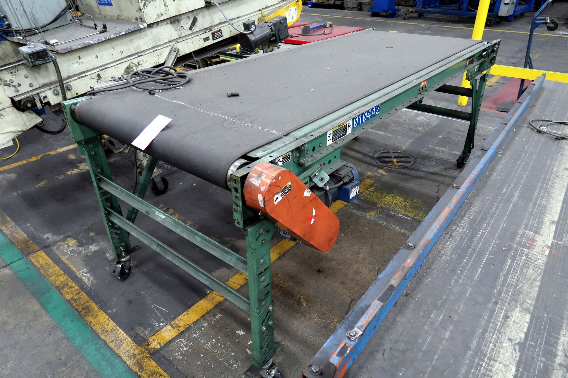 38" TEC inclined slat conveyor