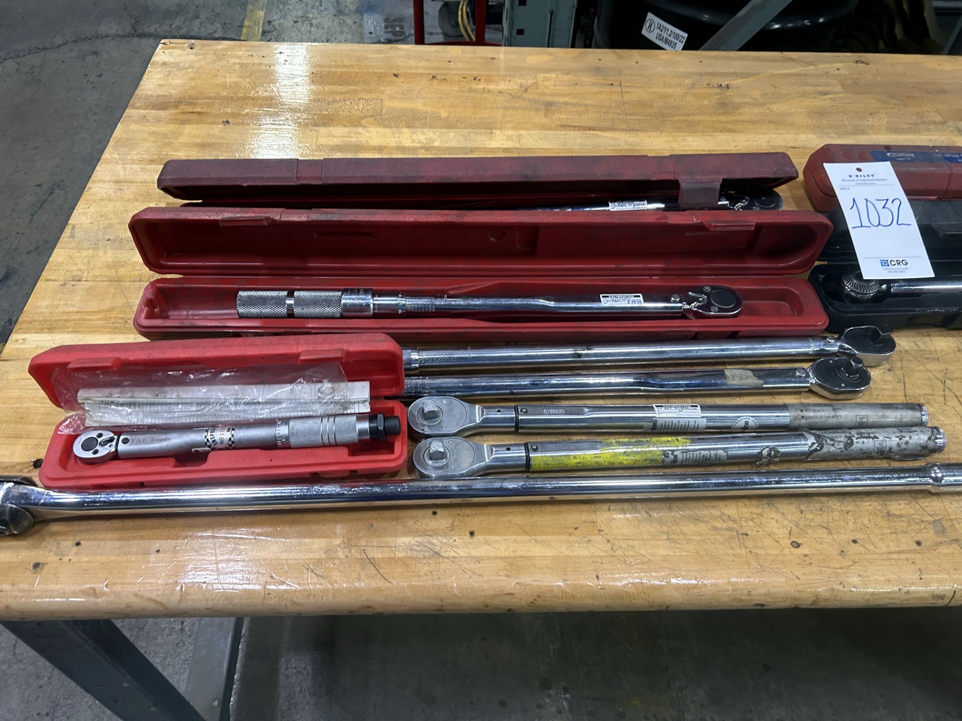 Large assortment of torque wrenches and sockets - Image 2 of 3