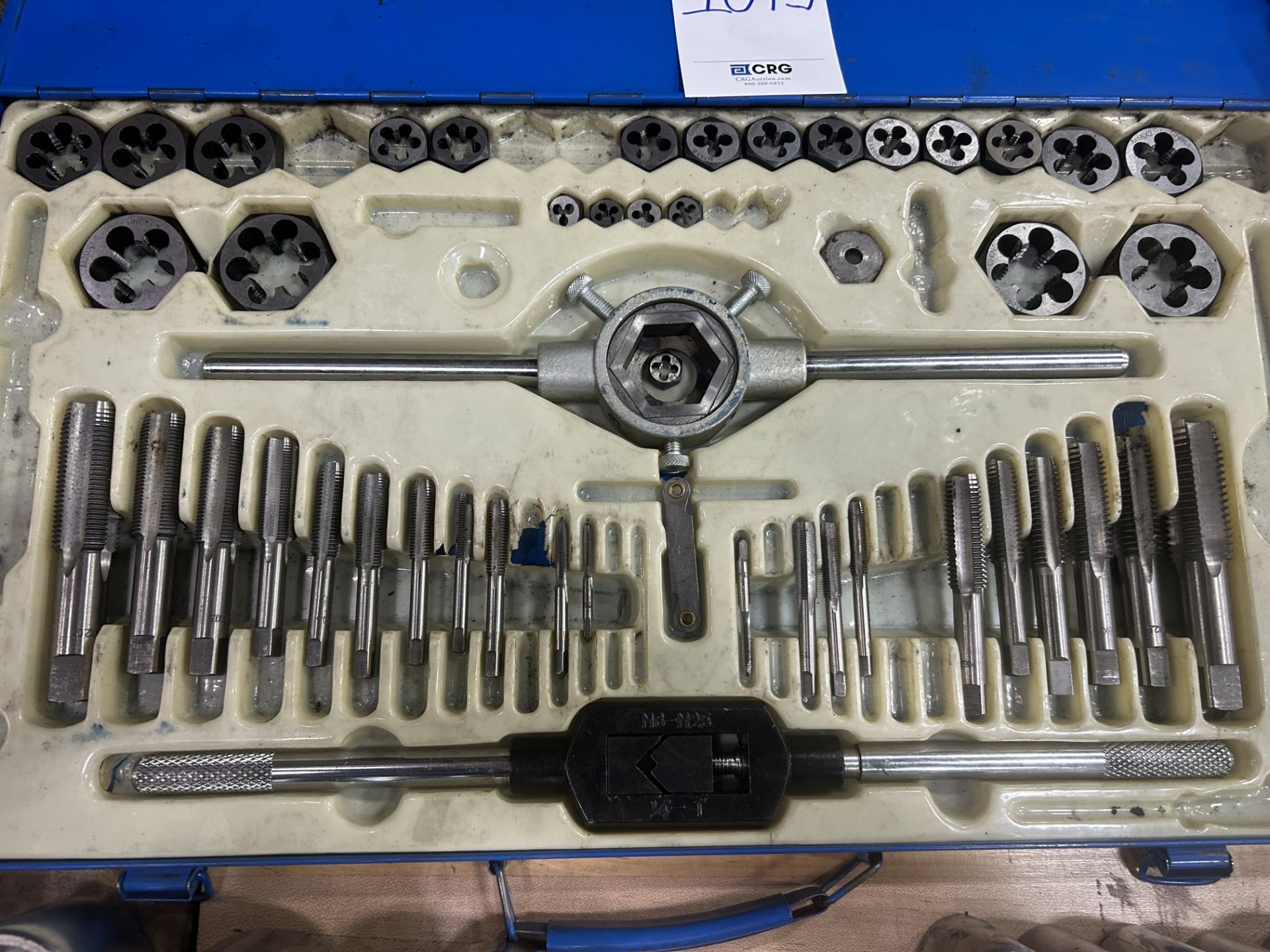 tap and die set with wrenches - Bild 3 aus 3