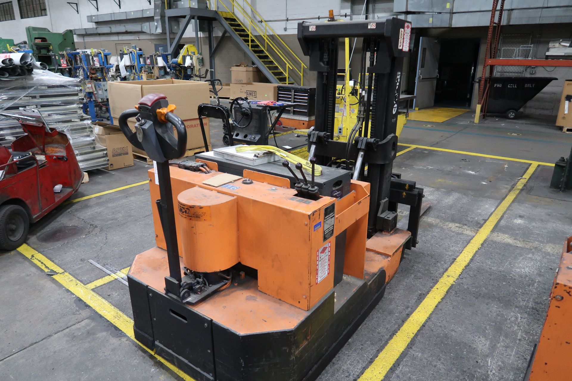 Rico model HLW-55 electric walk behind pallet lift - Image 3 of 4