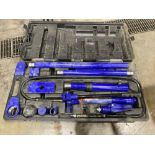 Westward 3ZC69A Hydraulic Ram Set