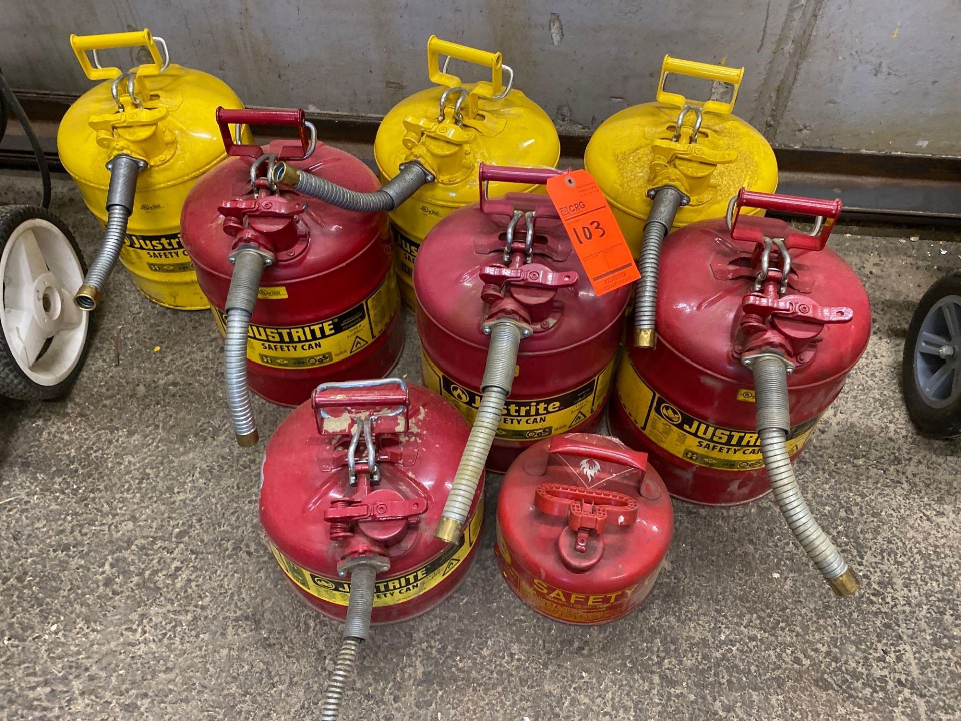 Lot Justrite Type II Safety Cans