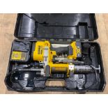 Dewalt DCGG571 Cordless Grease Gun