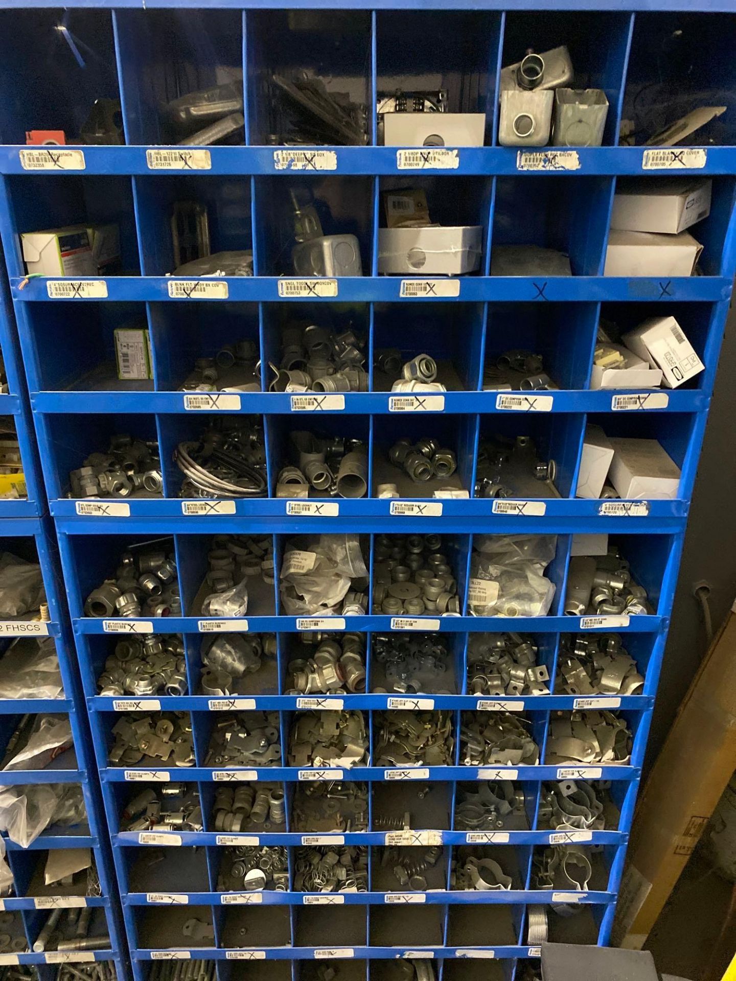 Assorted Fastenal Parts Bins &amp; Contents - Image 7 of 10