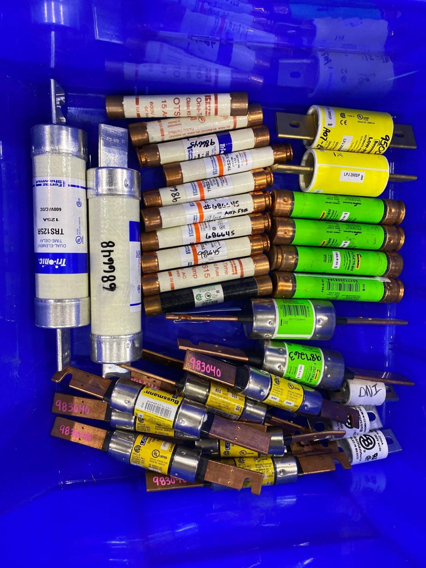 Assorted Fuses &amp; Contents of 1 Pallet - Image 3 of 5