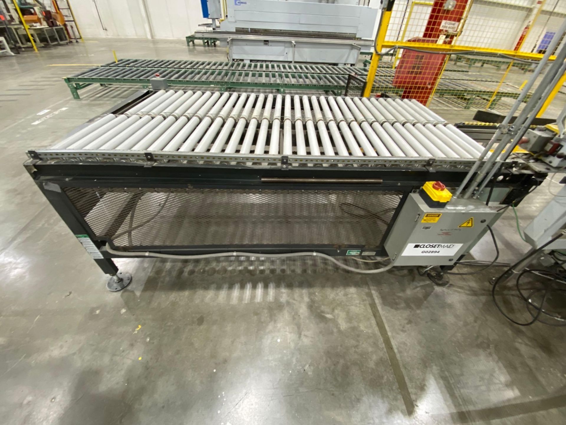 Doucet CR-48-8 Powered Roller Conveyor