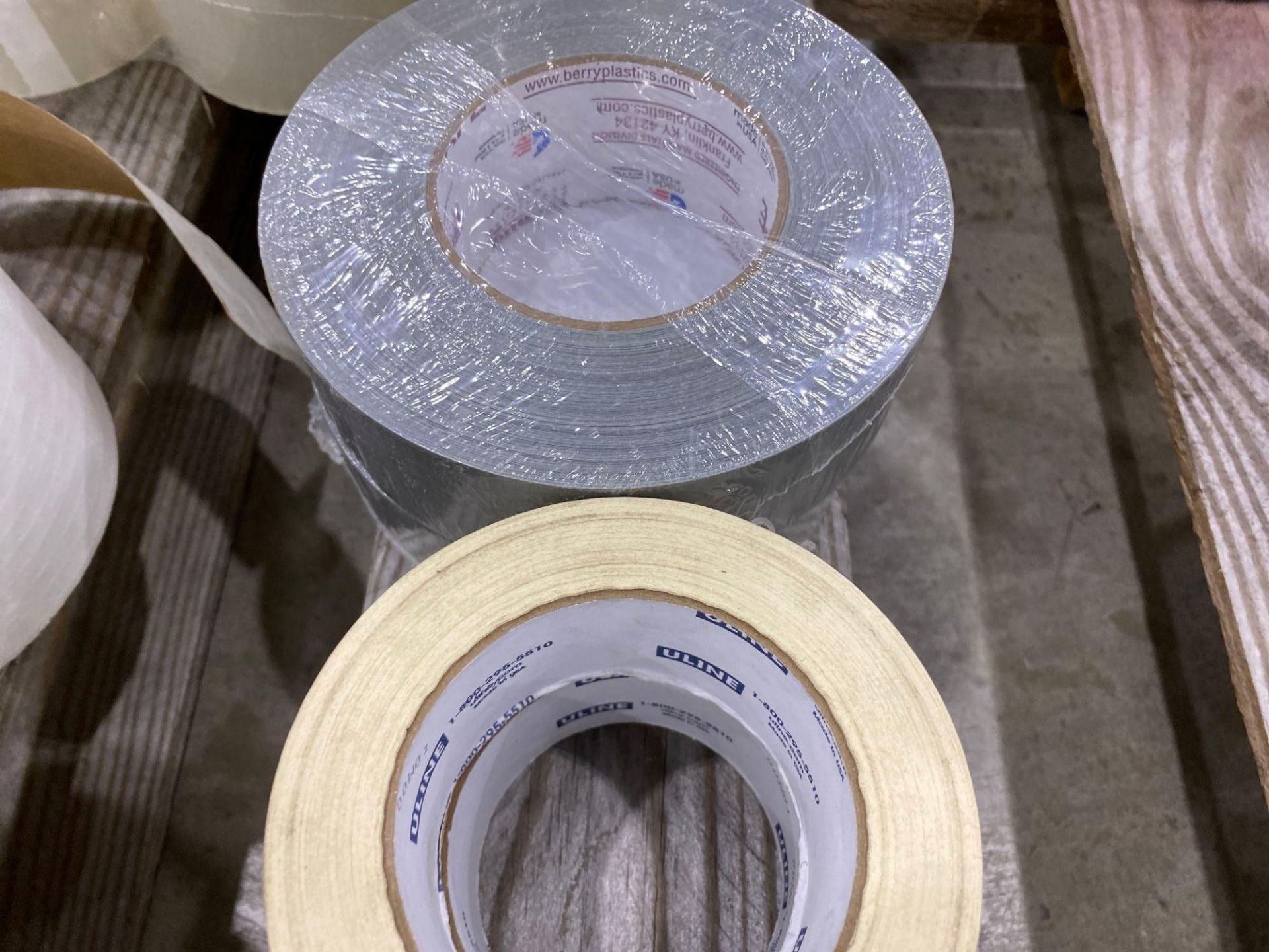 Assorted Rolls of Tape - Bild 6 aus 9