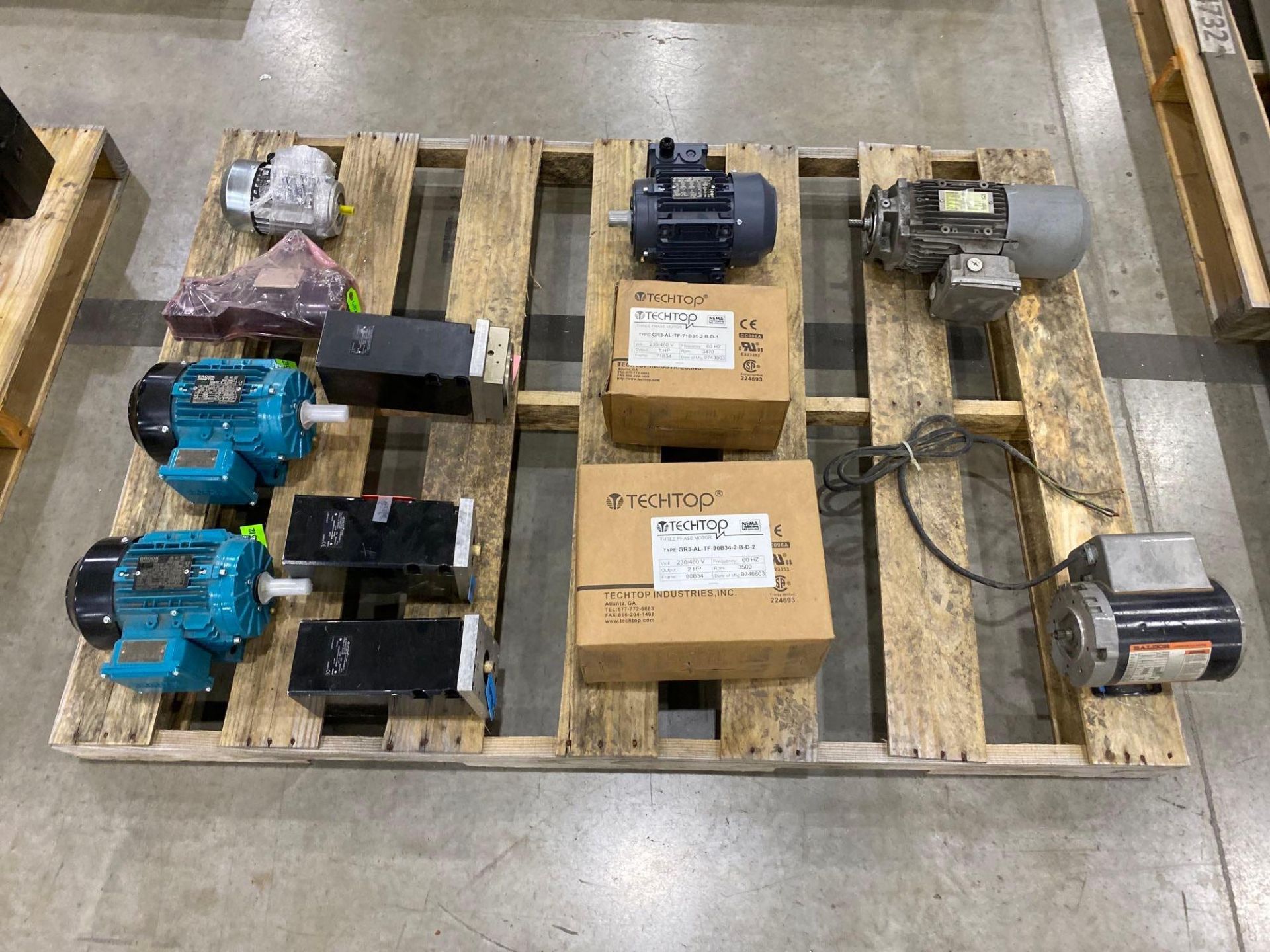 Assorted Motors, Gear Drives & Contents of 2 Pallets - Image 2 of 14