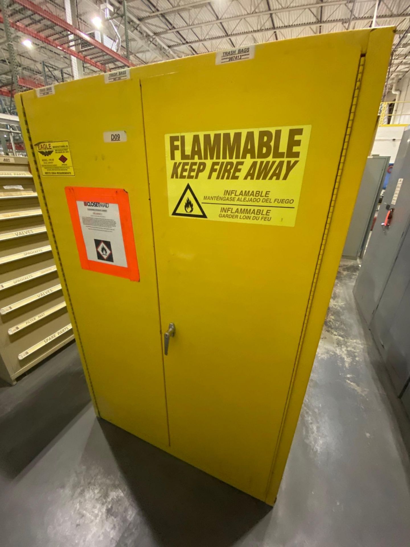 Assorted Flammable Cabinets - Bild 4 aus 5