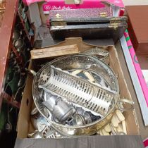 Assorted silver plate (box)