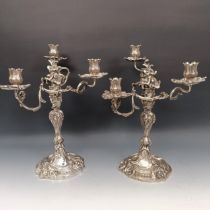 A fine pair of 18th century German Augsburg silver candelabra, of Rococo form, 4276 g, ..... cm high