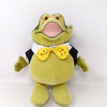 A Steiff toad, button to ear