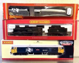 A Hornby OO gauge 4-6-0 locomotive and tender, No R2086, R291XS, and R099, all boxed (3)