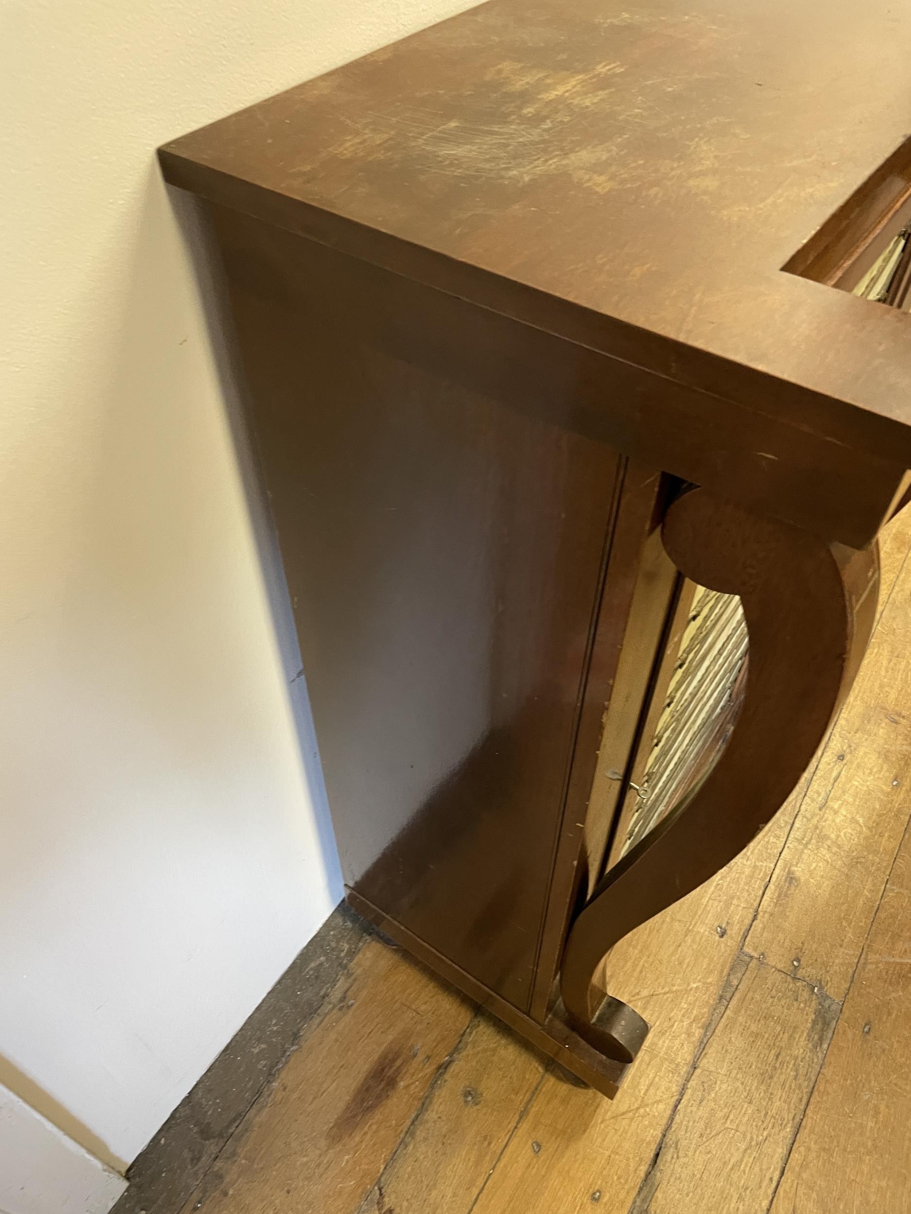 A mahogany pier cabinet, 61 cm wide - Image 5 of 6