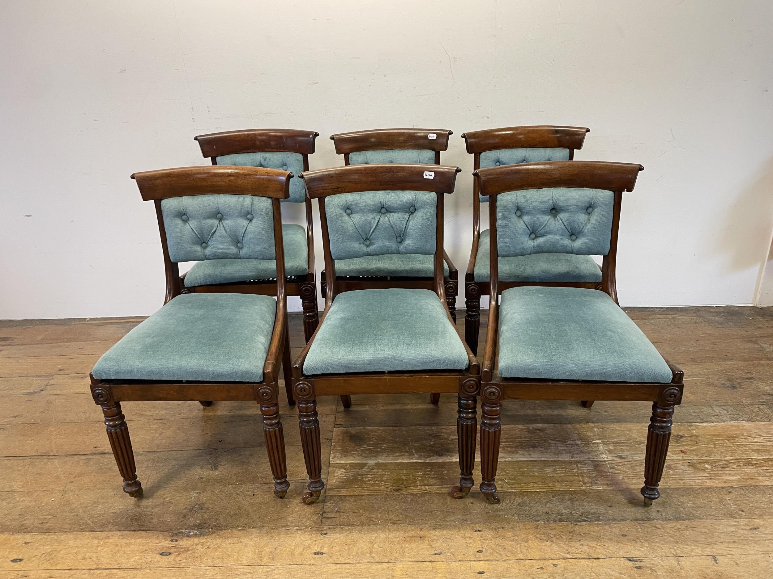 A set of six Regency mahogany dining chairs (6)