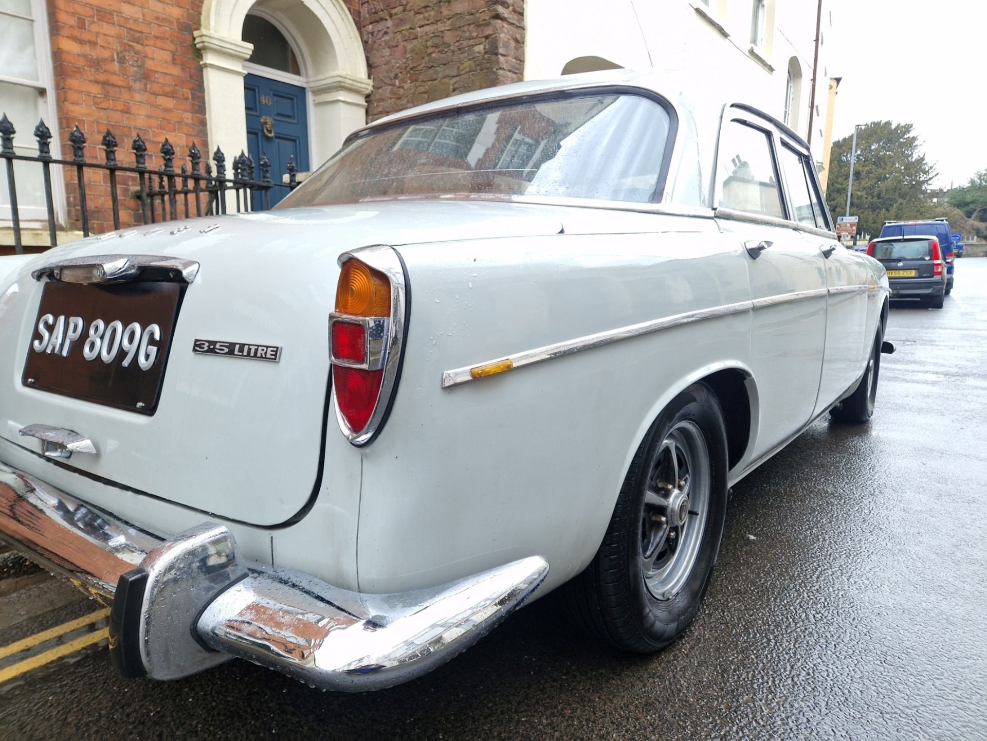 1969 Rover P5B Saloon Registration number SAP 809G Chassis number 84003266B Engine number - Image 4 of 14