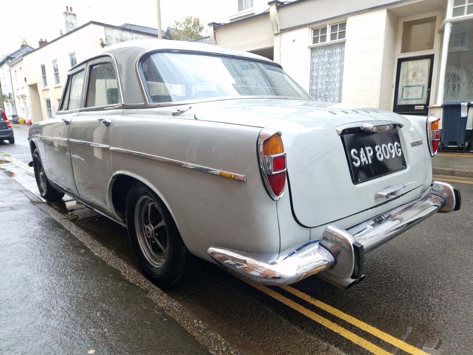 1969 Rover P5B Saloon Registration number SAP 809G Chassis number 84003266B Engine number - Image 2 of 14