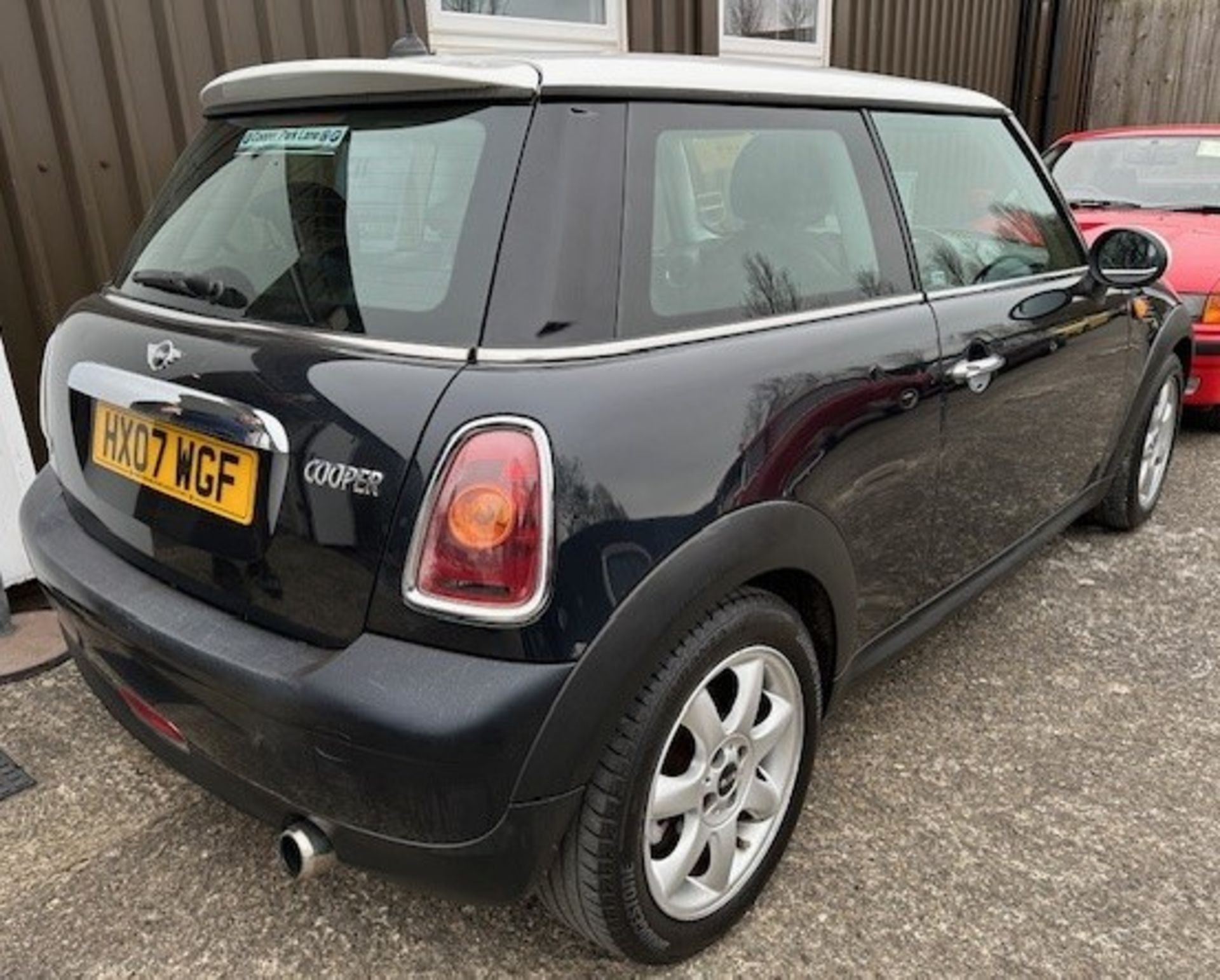 2007 Mini Cooper Registration number HX07 WGF Chassis number WMWMF32000TL66213 Engine number - Image 2 of 7