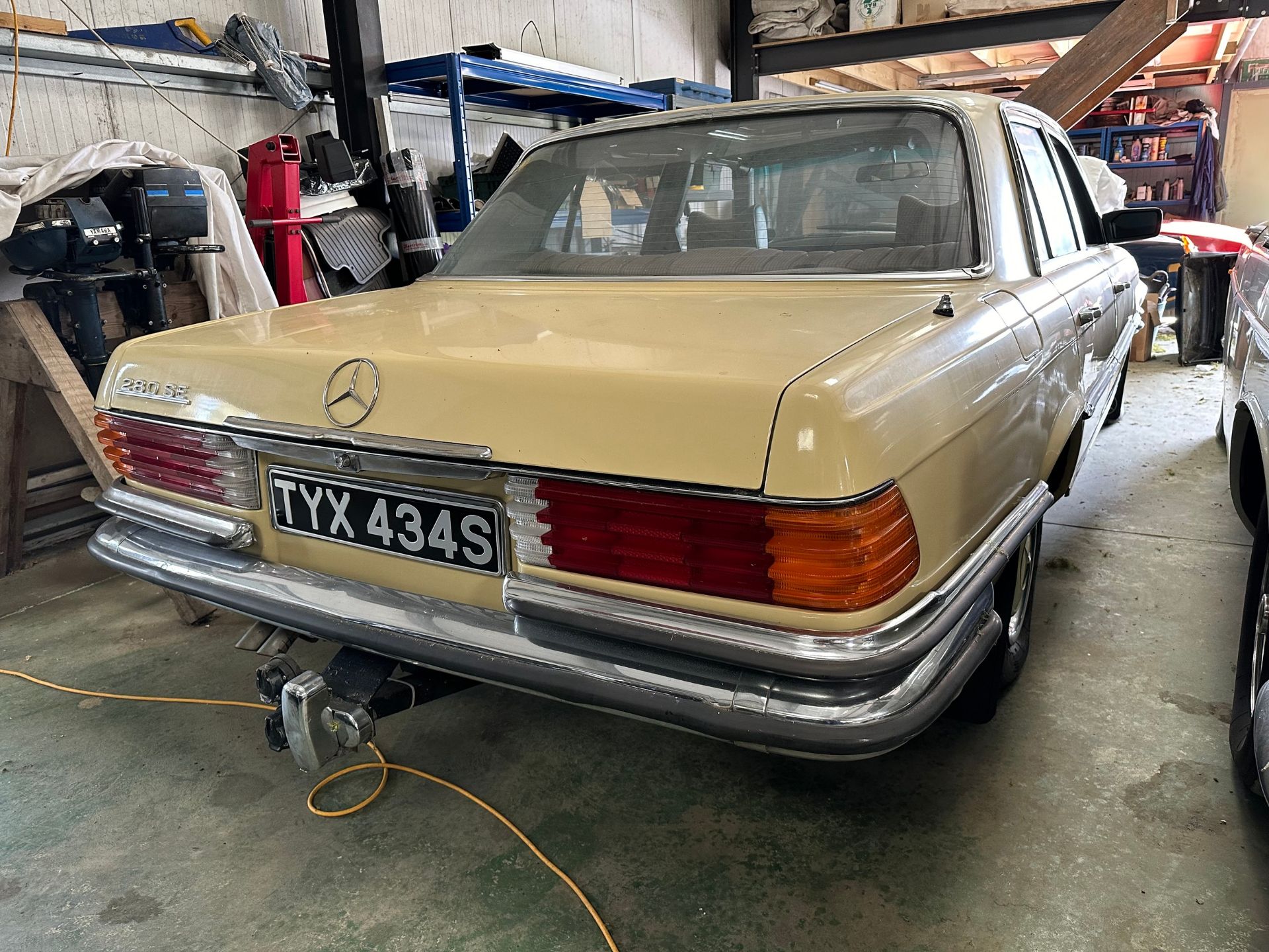 1977 Mercedes-Benz 280 SE Being sold without reserve Registration number TYX 434S Chassis number - Image 25 of 35